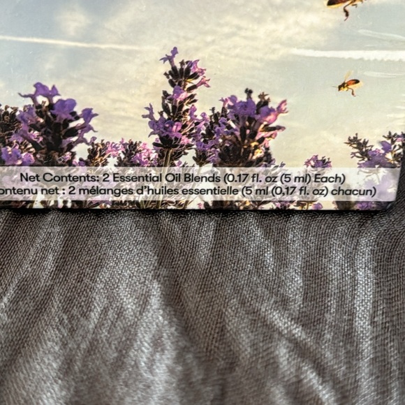 Young Living Roots & Wings Duo.  New Unopened Packaging. - Picture 4 of 8